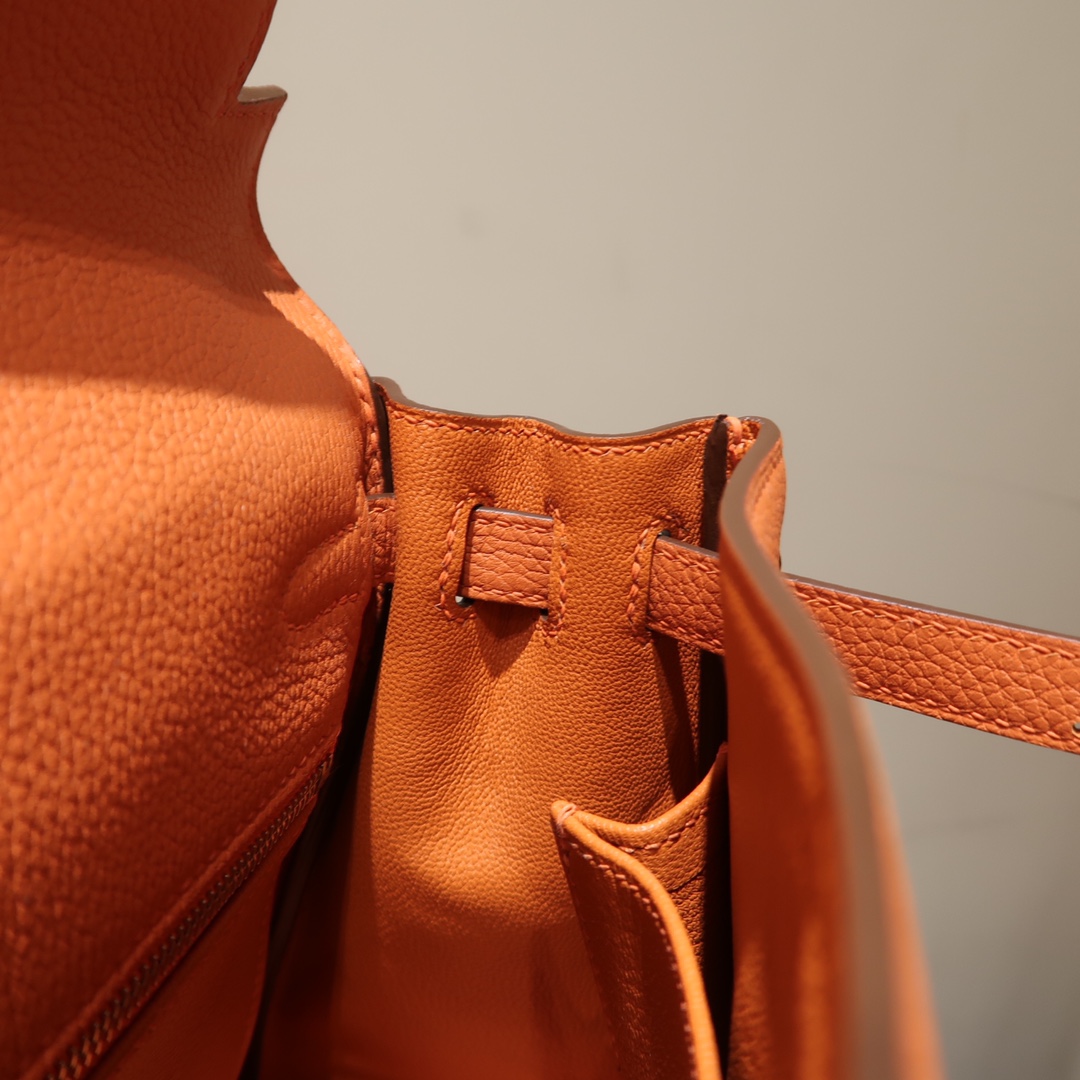 Hermes Kelly 25cm Handbag Shoulder Bag in Orange Togo Leather